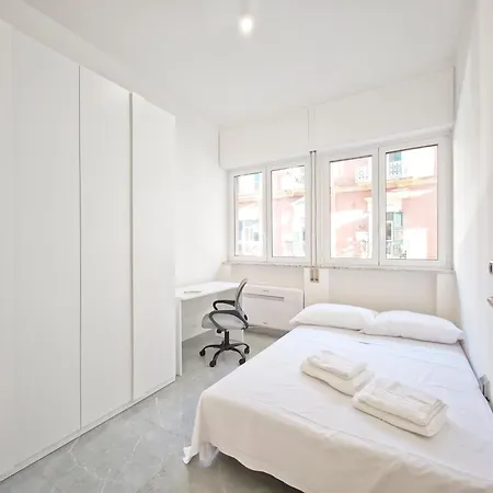 Amedeo Living Bari