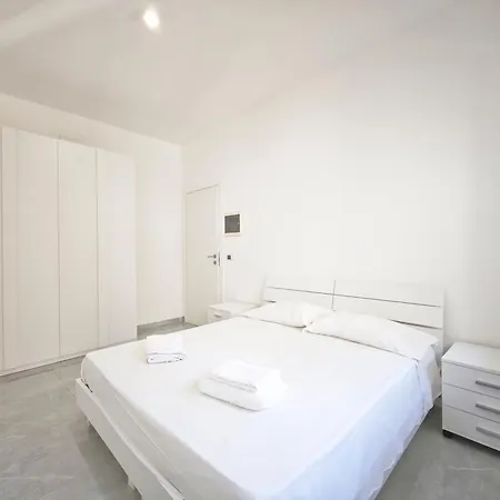 Amedeo Living Bari